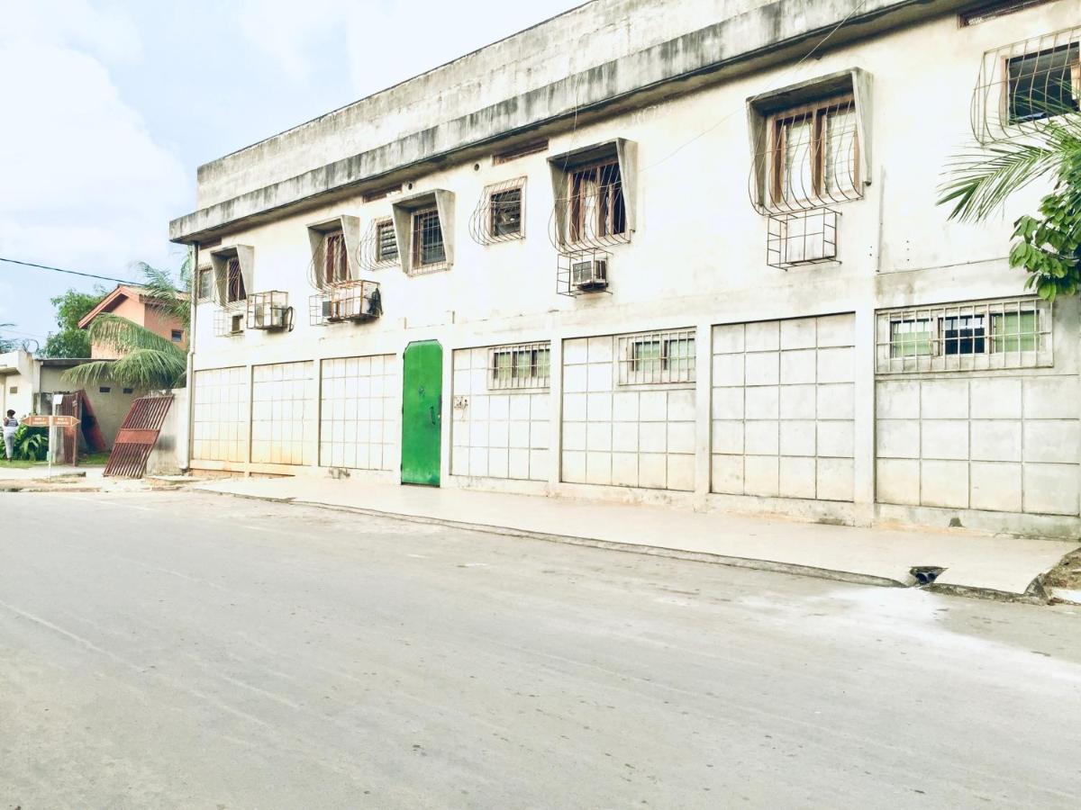 Villa Cb Abidjan Exteriör bild