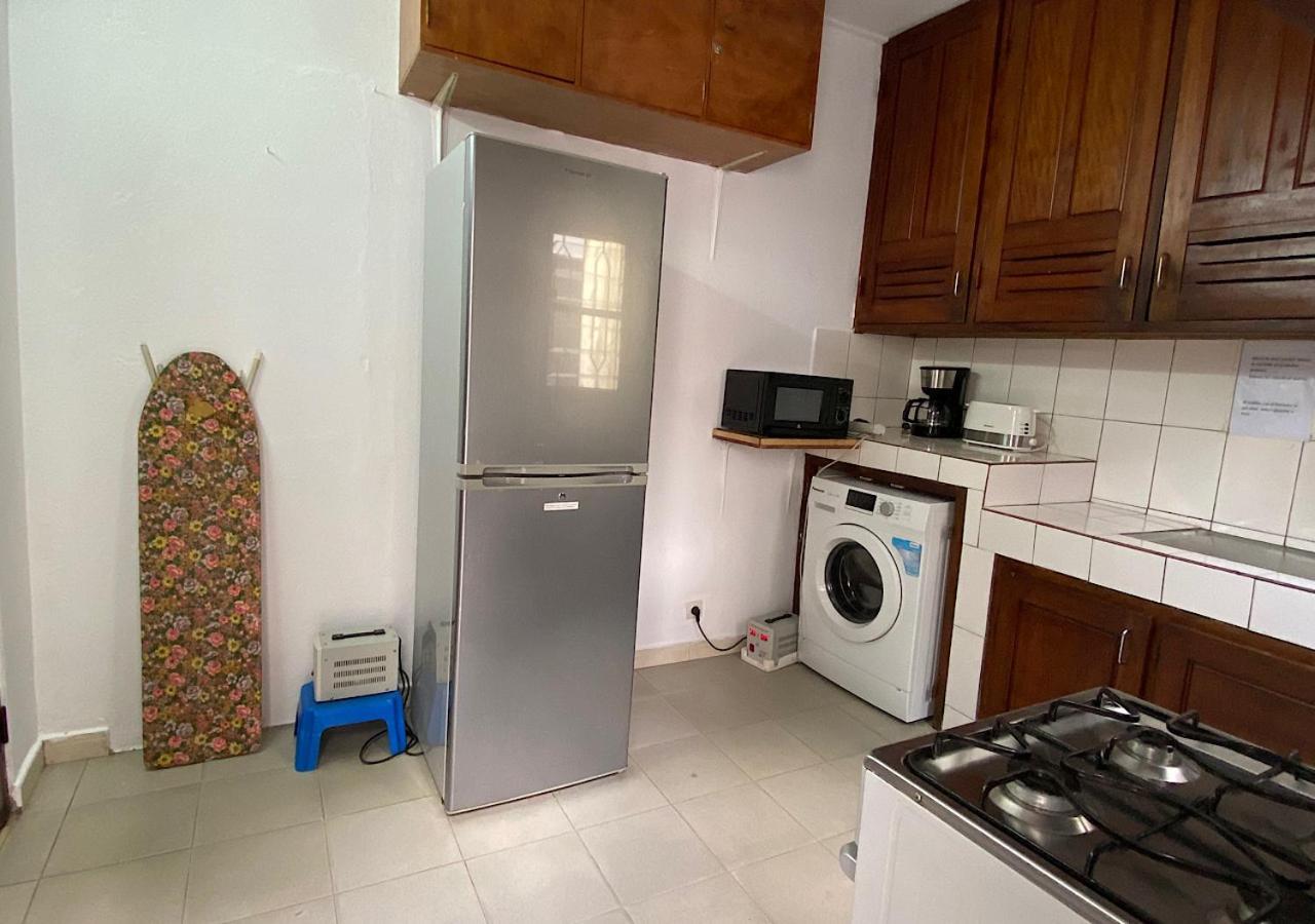 Villa Cb Abidjan Exteriör bild